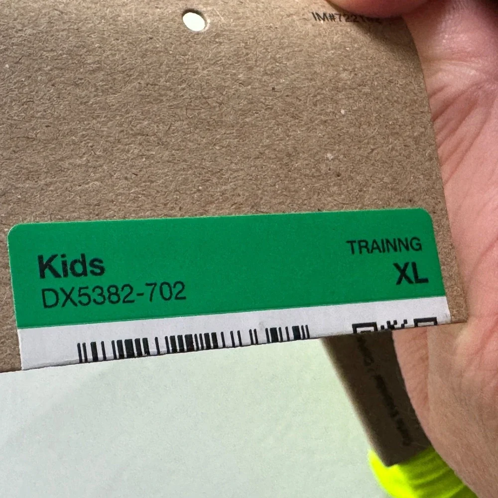 Nike Kids Dri-FIT Training Shorts Volt Neon Yellow DX5382-702 XL